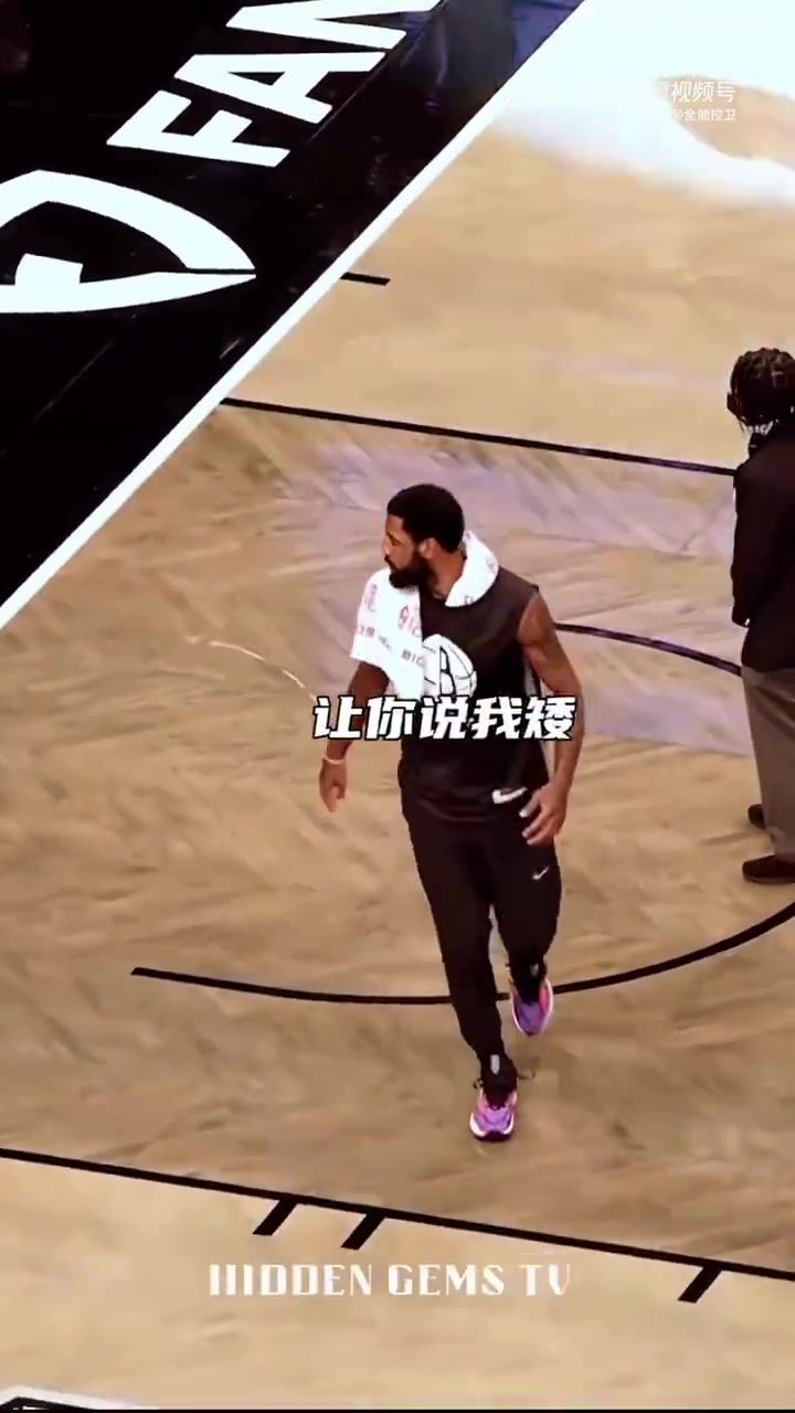 你不對勁！原來歐文一心想著要隔扣杜蘭特，并將其撂倒在地